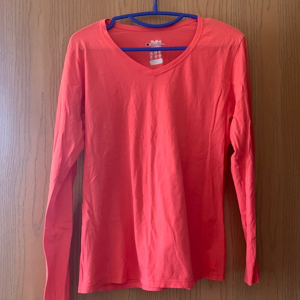 Women’s Champion long sleeve v-neck